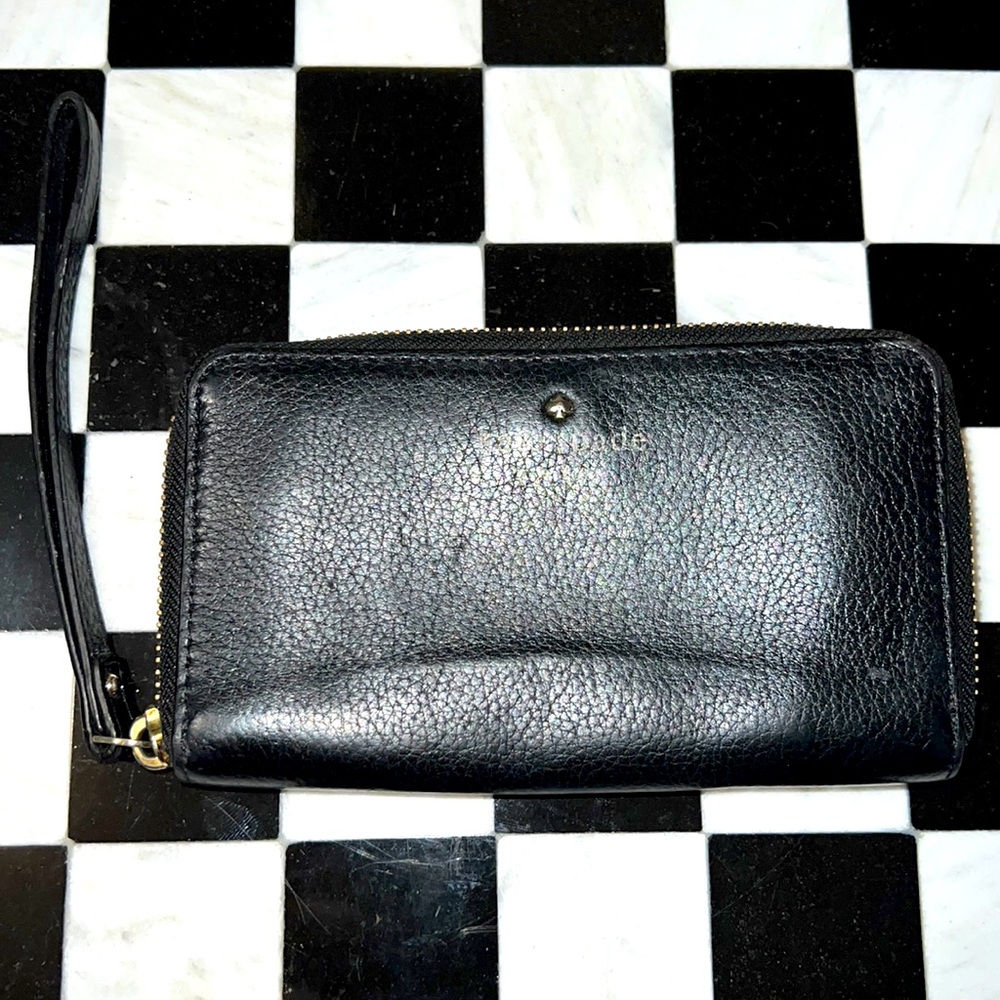 Kate Spade Leather Zip Around Wristlet Card Holder Wallet 6.5 X 4 Inches